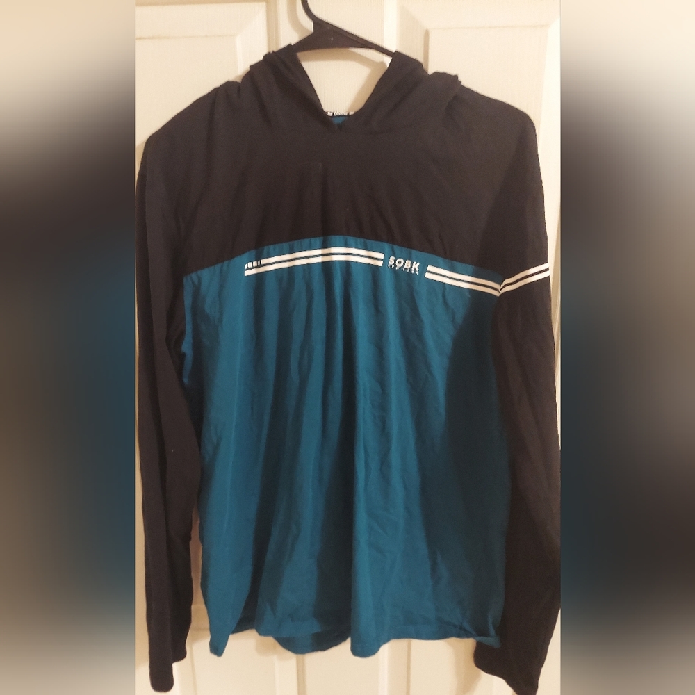 Men's pullover lightweight hoodie